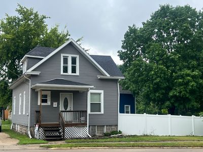 908 E 4th St, Sterling, IL, 61081