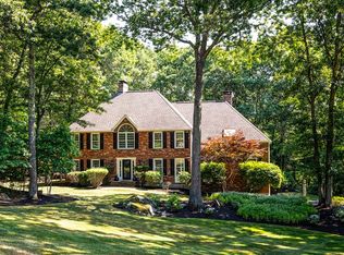 14 Hidden Brick Rd, Hopkinton, MA 01748