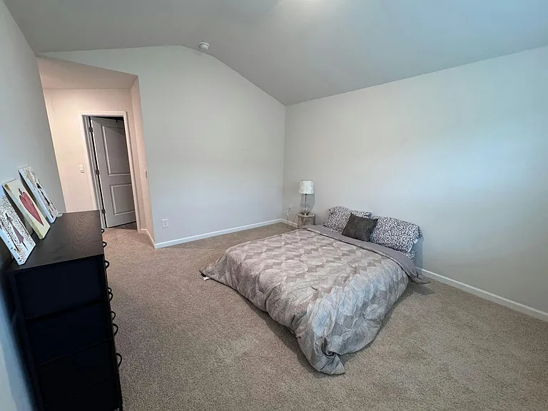 285 Moyer Dr — Photo 18