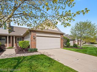 197 Newberry Ln, Howell, MI 48843