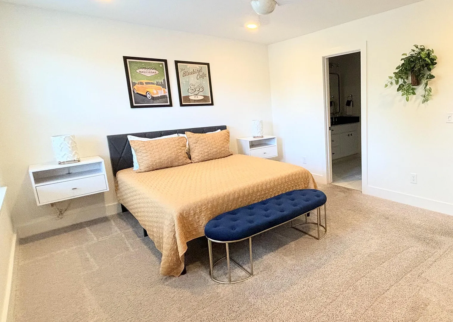 3 bed, 3.0 bath, 1851 sqft, $5,944 — Photo 2