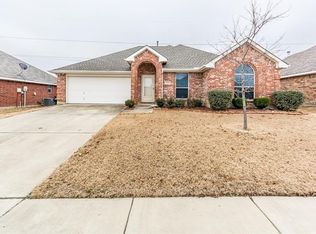 2706 Simmons Dr, Sachse, TX 75048