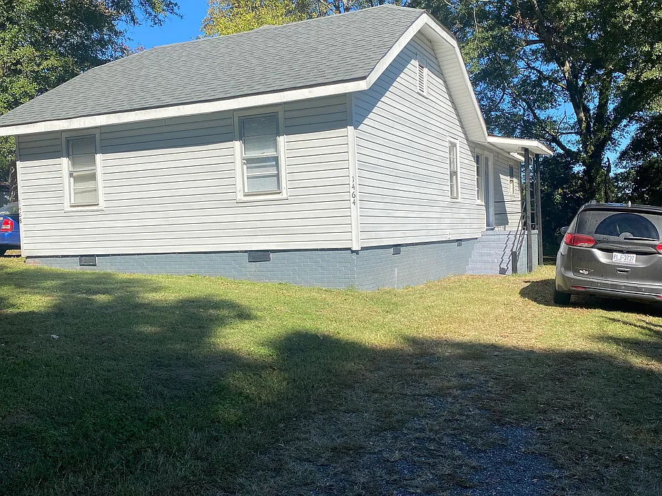 1464 Rhodes Rhyne Rd #2