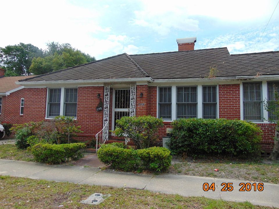 1st image of 1198 W 8th St