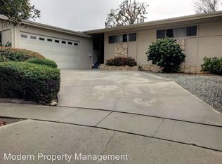 5919 Glade Ave, Woodland Hills, CA 91367