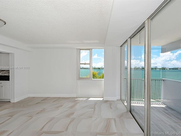 3rd image of 7547 E Treasure Dr