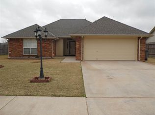 4514 SW Parkway Dr, Lawton, OK 73505