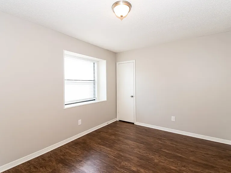 7039 Eagles Perch Dr — Photo 14