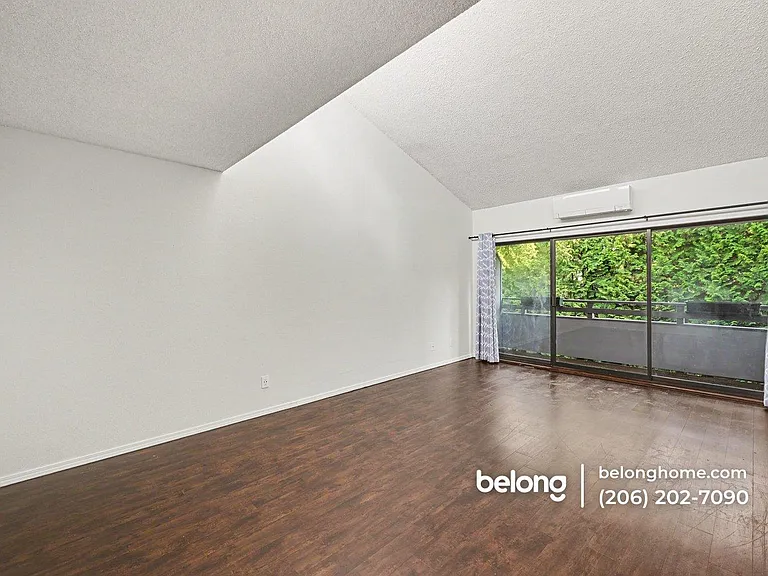 7930 SE 34th St #513 — Photo 9