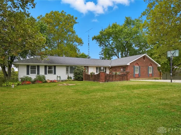 8375 Peters Pike, Dayton, OH 45414