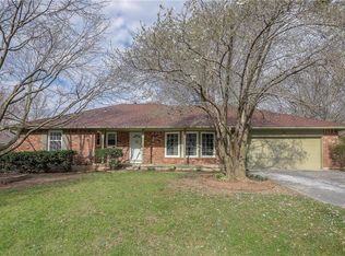 410 S Sunset Ln, Raymore, MO 64083
