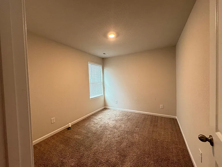 704 Cider Mill Way — Photo 9
