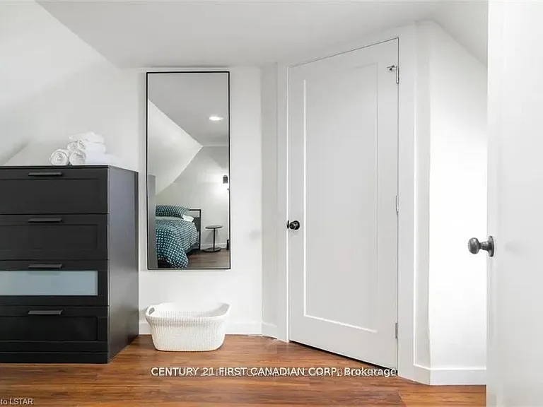 43 Josephine St #3 — Photo 9