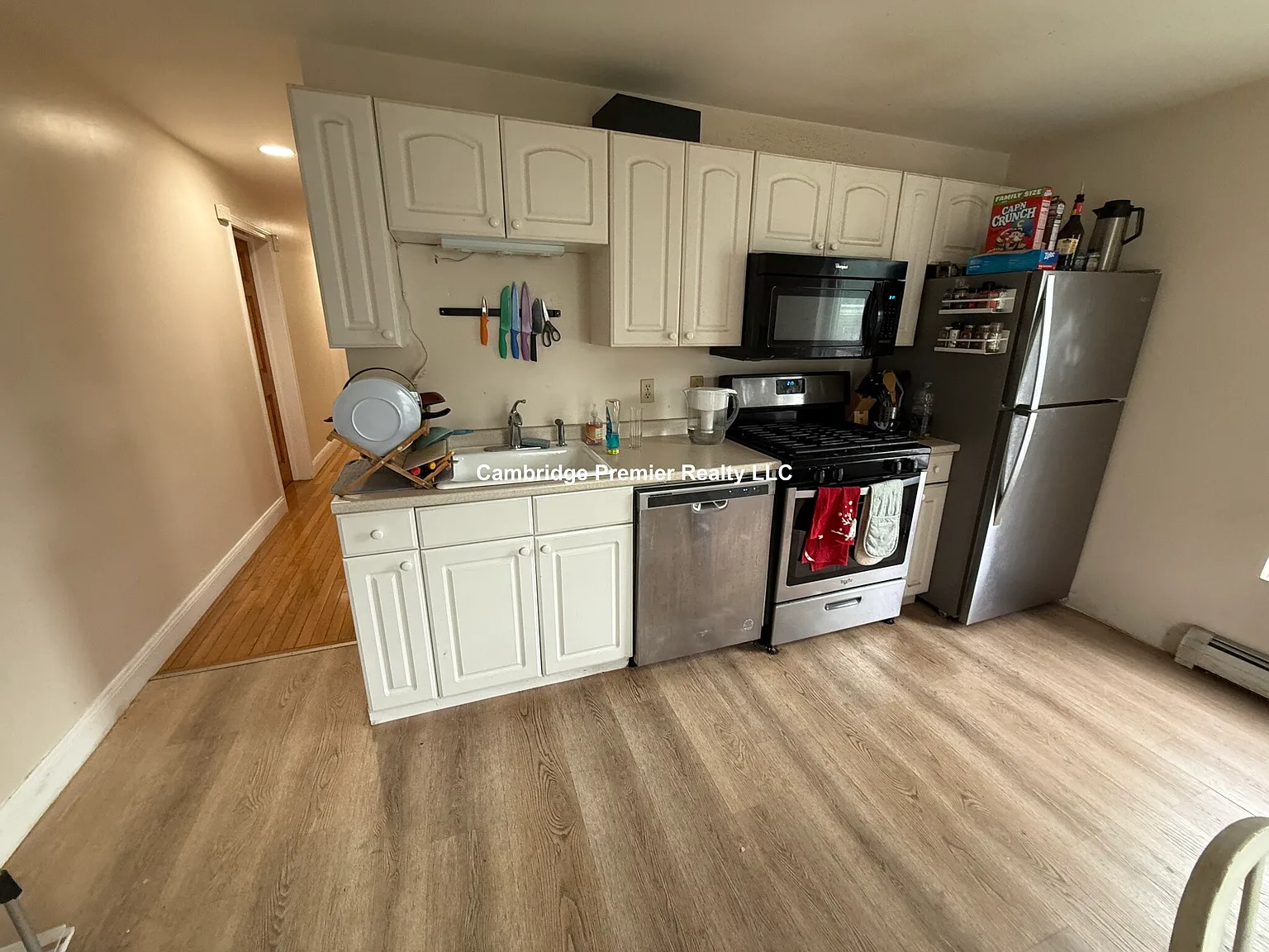 3 bed, 1250 sqft, $4,495 — Photo 1