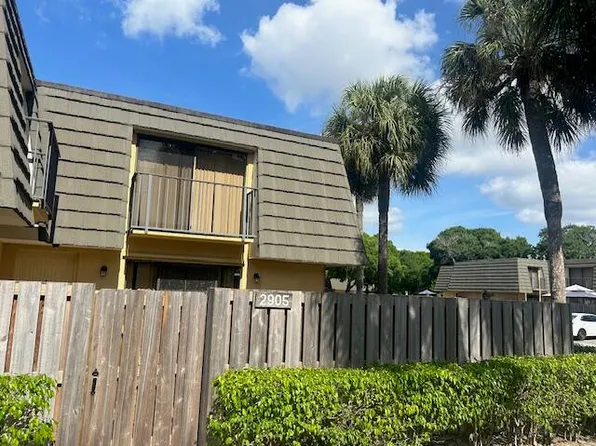 2905 29th Way, West Palm Beach, FL 33407