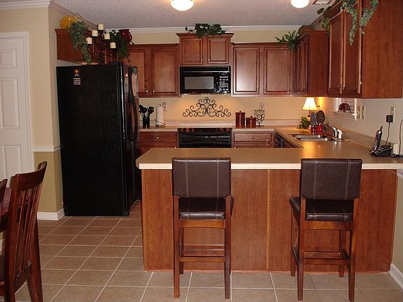 5th image of 6533 Royal Valley Dr