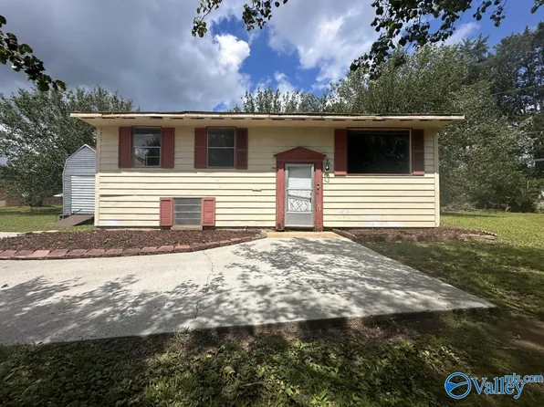 3100 Patrick St NW, Huntsville, AL 35810