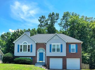 4302 Grandstaff Rd, Fredericksburg, VA 22408