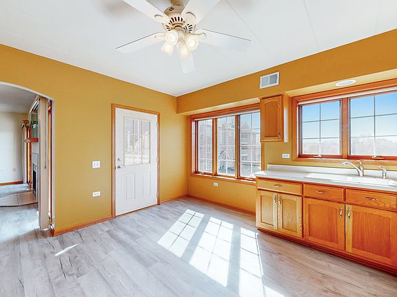5th image of 11555 Settlers Pond Way Unit 2C