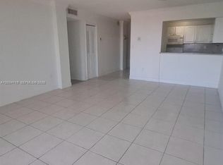 6940 Miami Gardens Dr #1522, Hialeah, FL 33015
