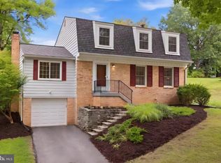 15 Grovepoint Ct, Rockville, MD 20854