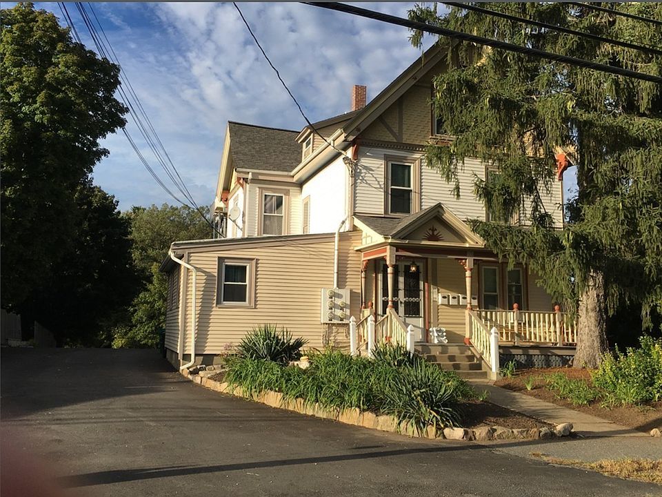 1st image of 111-113 Pleasant St Unit 1A