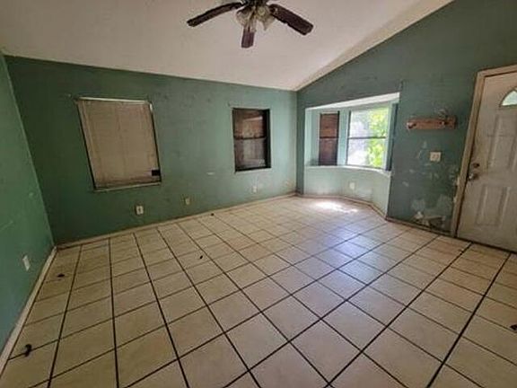 5th image of 3311 NW 24TH Avenue