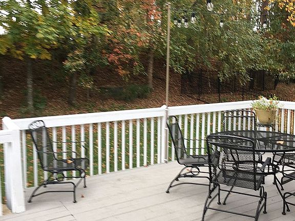 3rd image of 2370 Wood Creek Ct