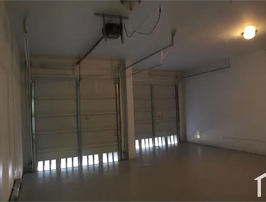 4 bed, 3186 sqft, $4,500 — Photo 4