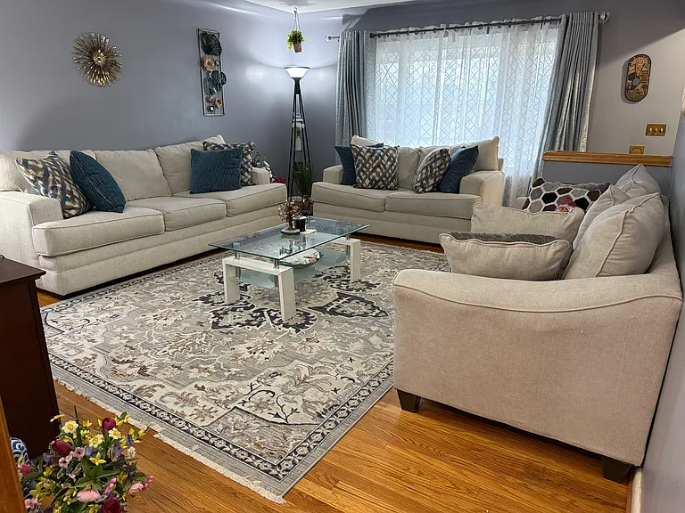 8565 Potomac Ave — Photo 39