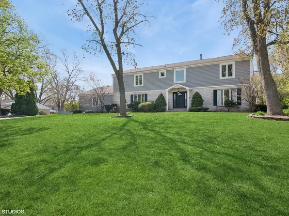 305 E Harrison St, Villa Park, IL 60181