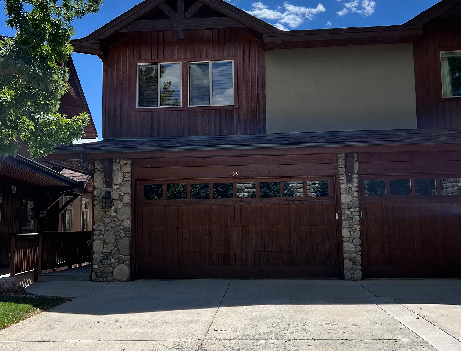 3 bed, 2.5 bath, 1642 sqft, $3,050 — Photo 1