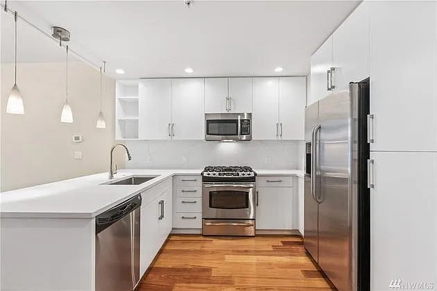 900 Lenora St #503 — Photo 8