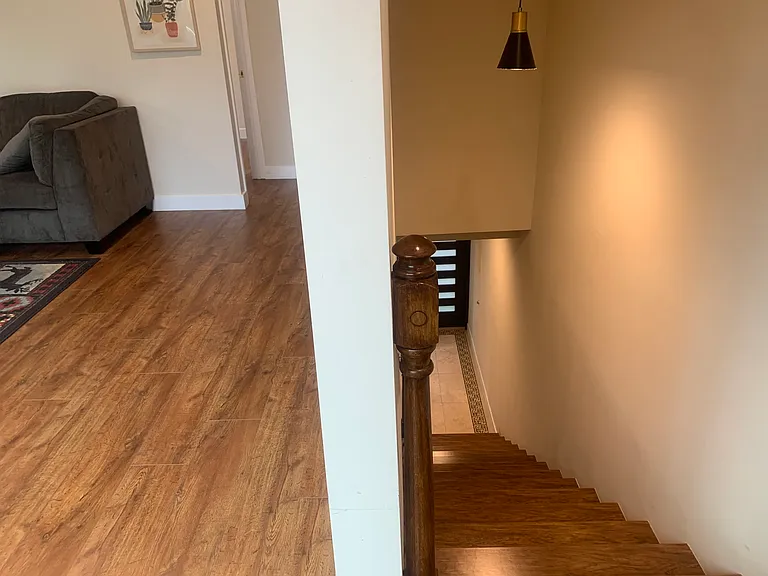 22976 Crespi St #TOWNHOUSE — Photo 5