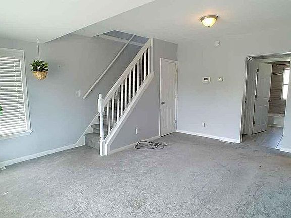 4th image of 23128 Battelle Ave