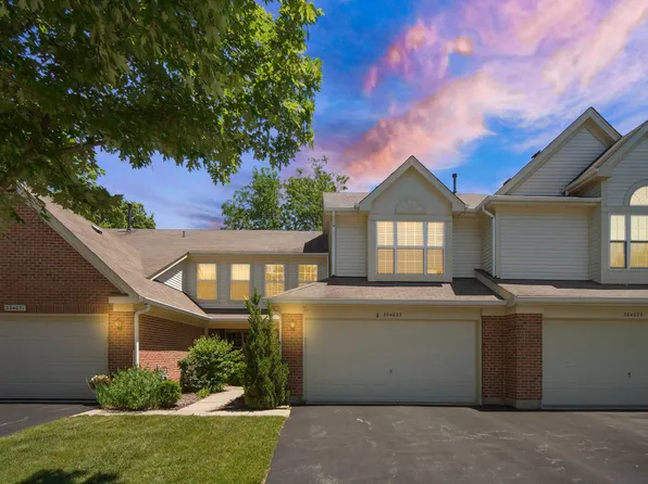30W033 Princeton Ct, Warrenville, IL 60555