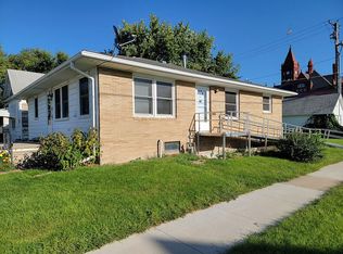 610 N 1st St, Red Oak, IA 51566