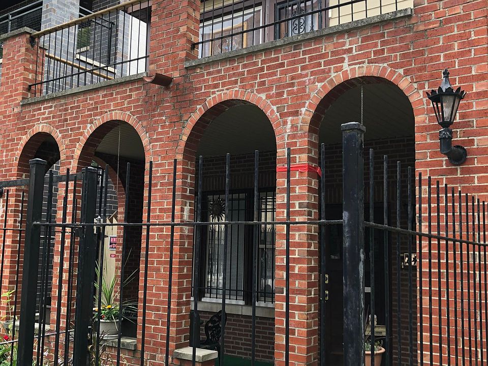 1st image of 2417 W Cortez St #1