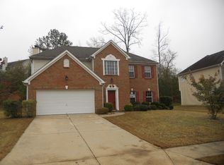 4060 Medlock Park Dr, Snellville, GA 30039
