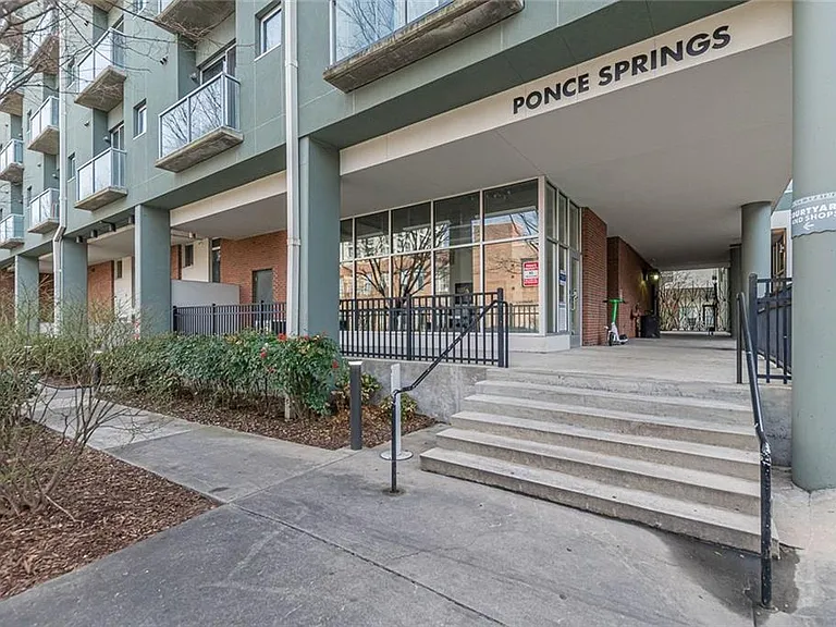 620 Glen Iris Dr NE #501 — Photo 13