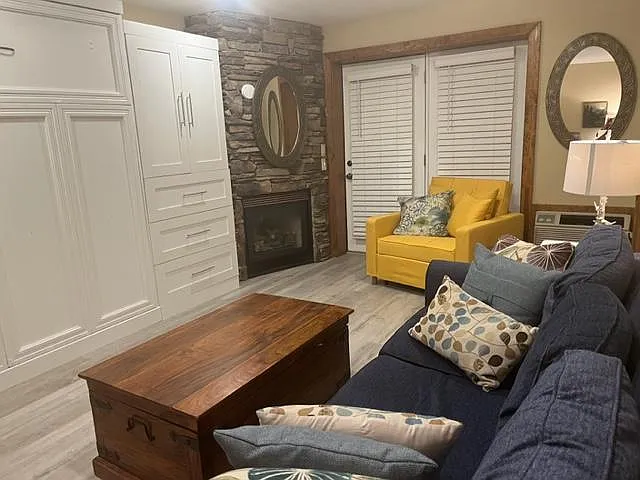 5844 Blowing Rock Blvd #19 — Photo 23