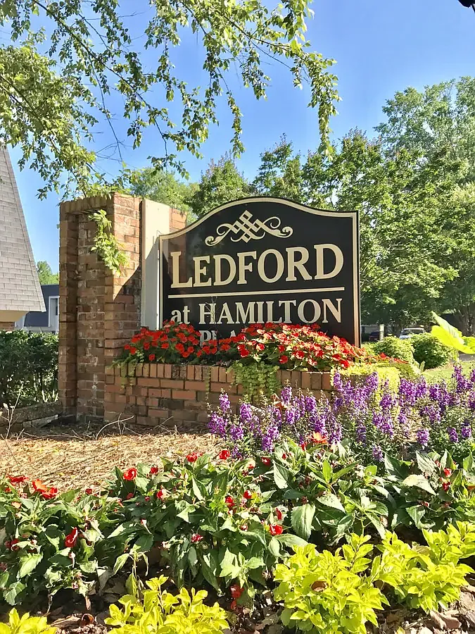 Ledford at Hamilton Place — Photo 1