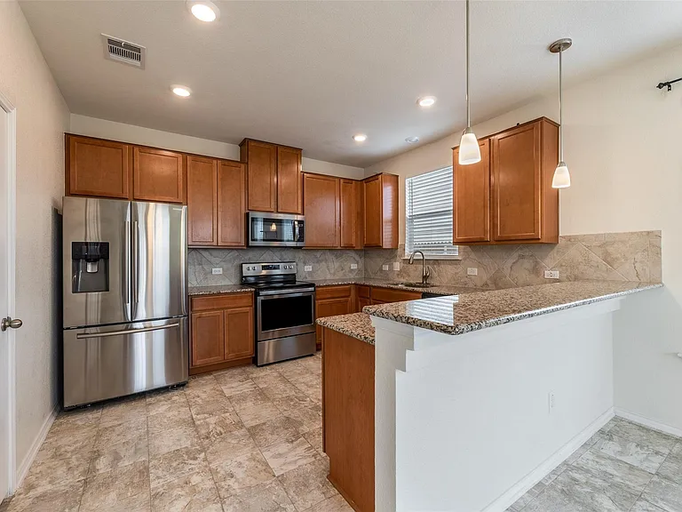 13709 Vigilance St — Photo 9