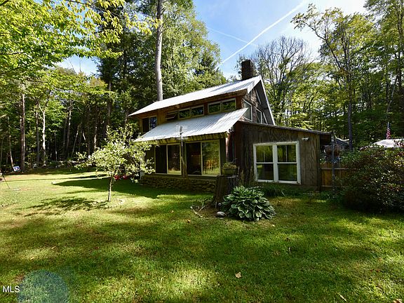 2nd image of 550 N Creek Road