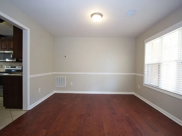 585 Chapel Walk Ln — Photo 7