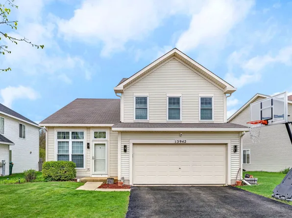 13942 S Isle Royal Cir, Plainfield, IL 60544