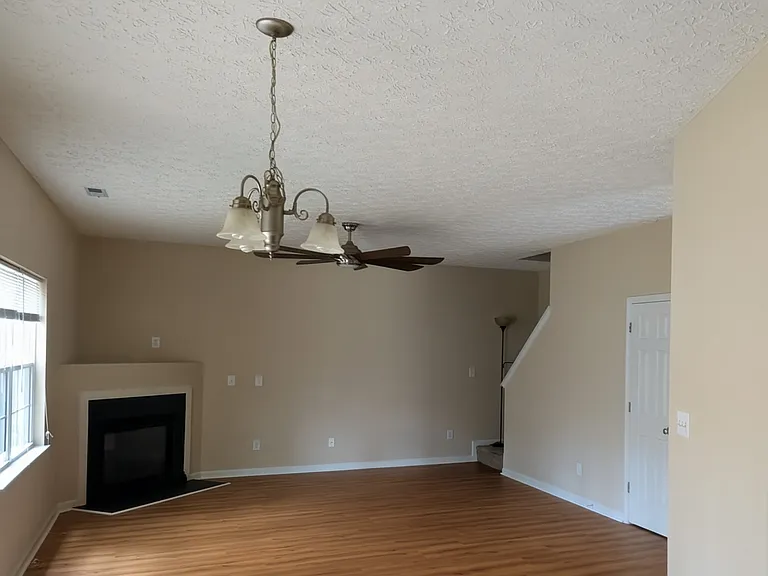 1806 Raj Dr — Photo 8