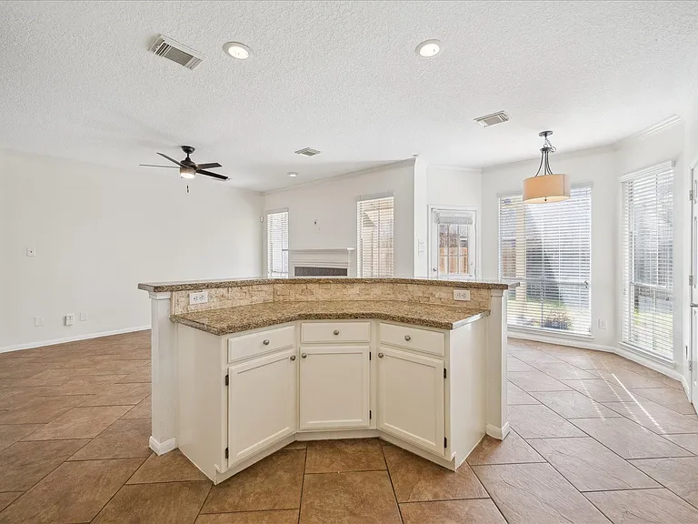 12831 Dove Point Ln — Photo 22