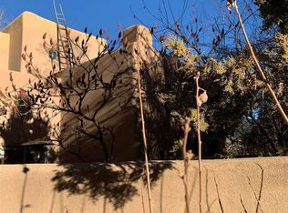 405 Kit Carson Rd, Taos, NM 87571