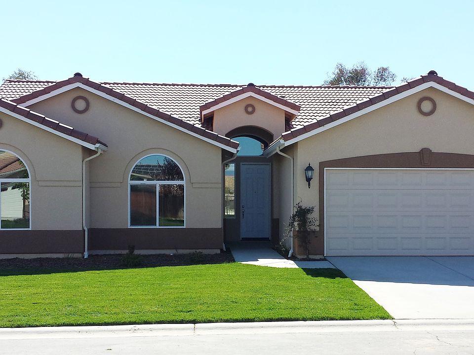 1190 Paradise Loop, Lemoore